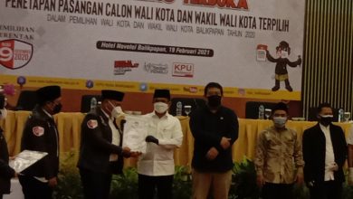 Photo of Gelar Rapat Pleno Terbuka, KPU Balikpapan Tetapkan Rahmad – Thohari Sebagai Paslon Terpilih Pilkada 2020