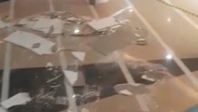 Photo of Tiba -tiba Plafon Mall BOS Runtuh, Tidak Ada Korban Dalam Insiden Tersebut