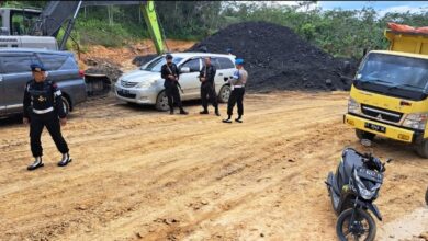 Photo of Diduga Melakukan Penambangan Ilegal Dikawasan BOSF Samboja, Polda Kaltim Berhasil Amankan Pelaku Dan Sejumlah Alat Berat