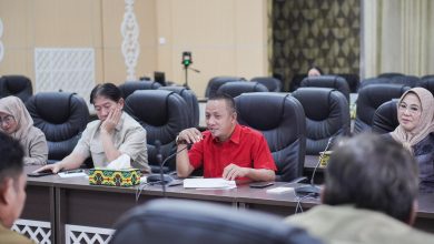 Photo of Komisi III DPRD Balikpapan Sesalkan Tidak Hadirnya Dinas PU Saat RDP, Padlianoor : Belum Diketahui Alasannya